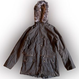 Barbour Parka with Faux fur trim| Waxed Cotton | US 6 | Army Green Brown